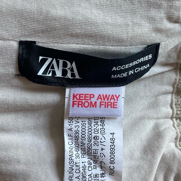 *FREE ADD-ON* Zara baby Pom Pom hat, 50cm - Picture 4 of 6